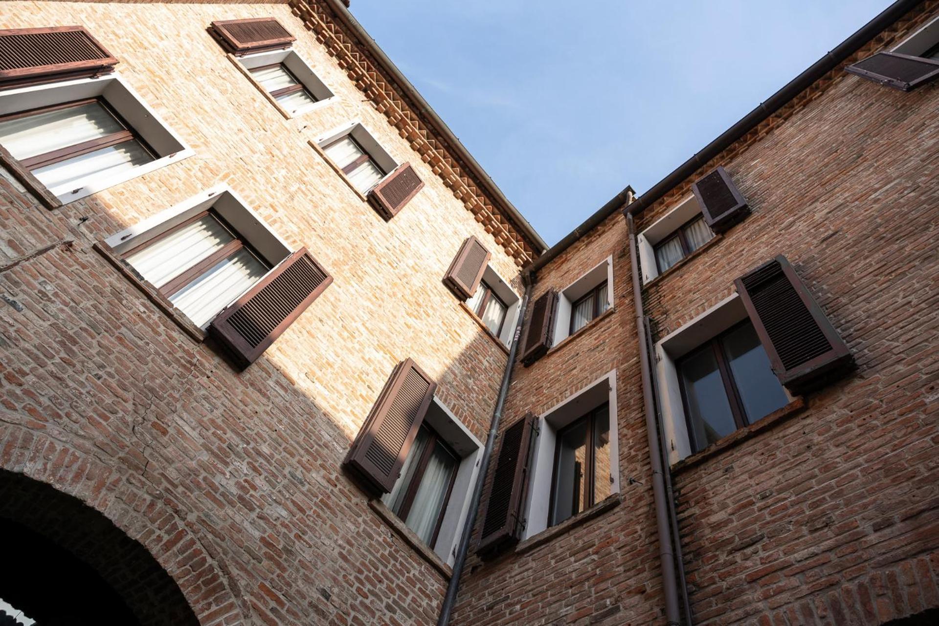 Maxxim Hotel & Loft Ferrara Esterno foto